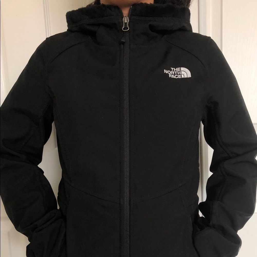 North Face Women’s Windwall Hooded Jacket